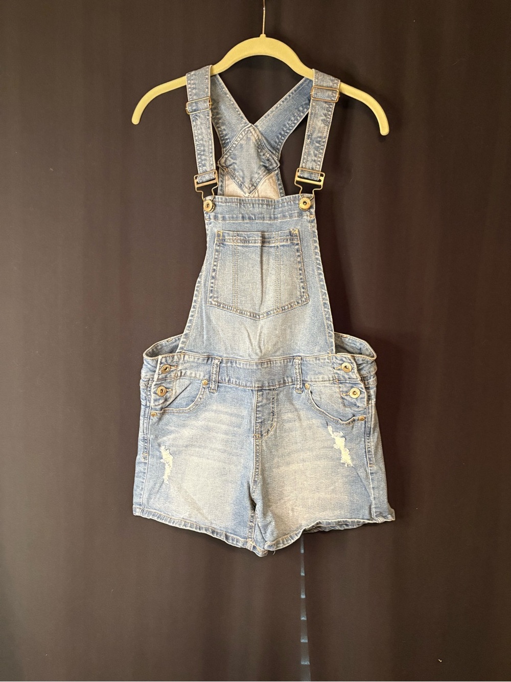 Overall shorts